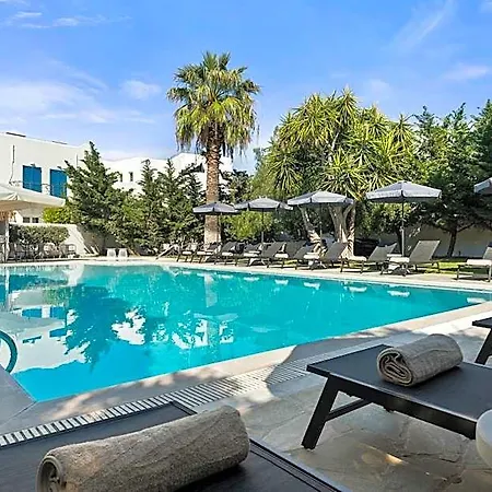 Polos By Ghh Hotel Parikia (Paros)
