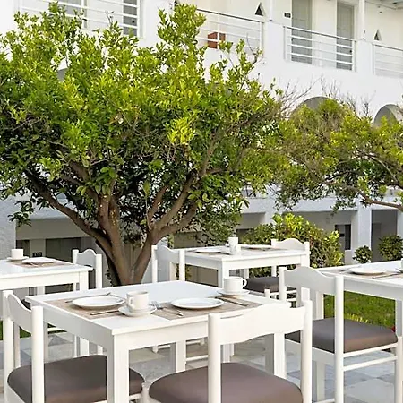 Hotel Polos By Ghh 3*