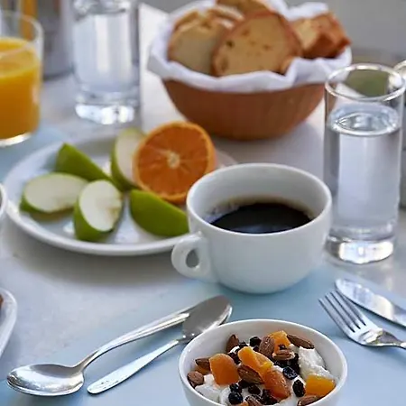 Polos By Ghh Hotel Parikia (Paros)